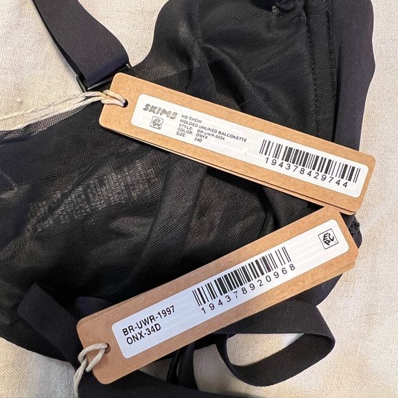 🖤NWT SKIMS BUNDLE 2 BLACK BRAS 34D UNLINED BALCONET & MOLDED DEMI/PLUNGE - Picture 3 of 3